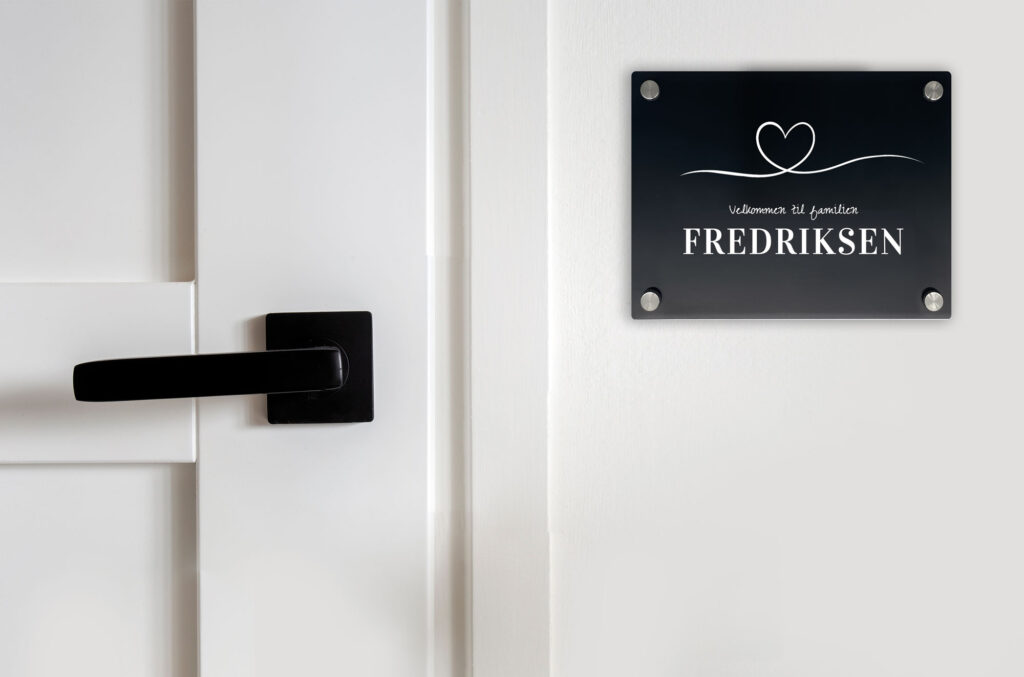 skilt, dørskilt med navn